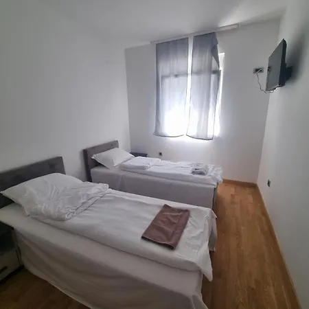 Gosnje Lägenhet Novi Sad